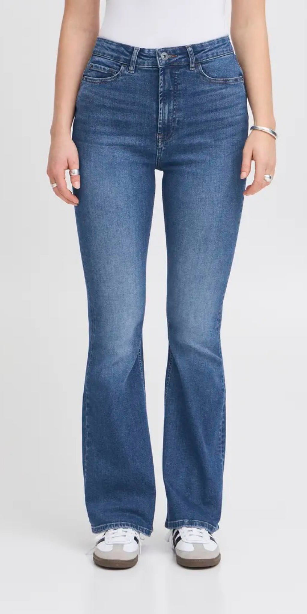 ICHI TWIGGY Flaired High Waist Jeans