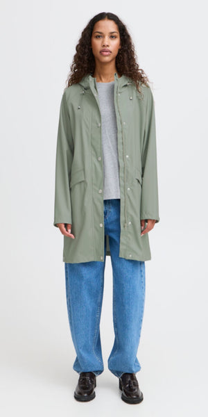 ICHI TAZI Raincoat in Seagrass